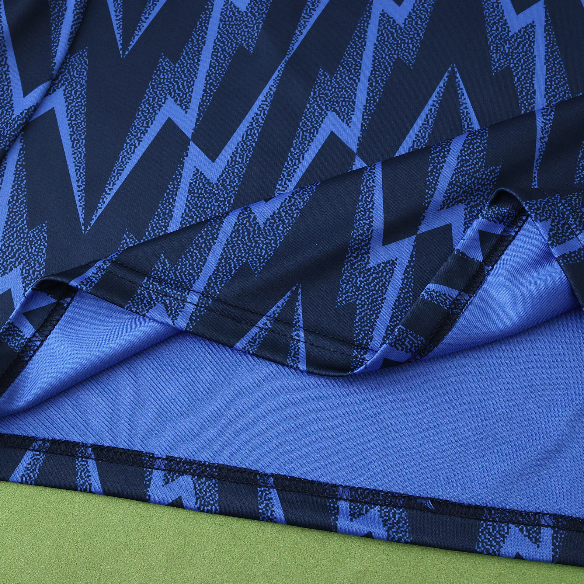 Arsenal Away Long Sleeves Jersey 25-26 Replica (7)