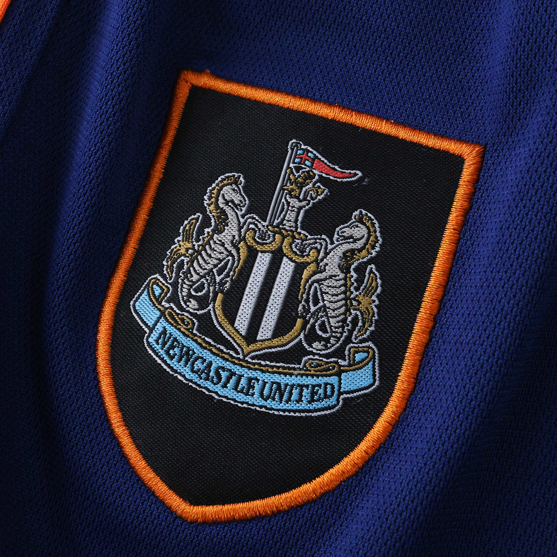 Newcastle United Third 25-26 Kids Kit (3)