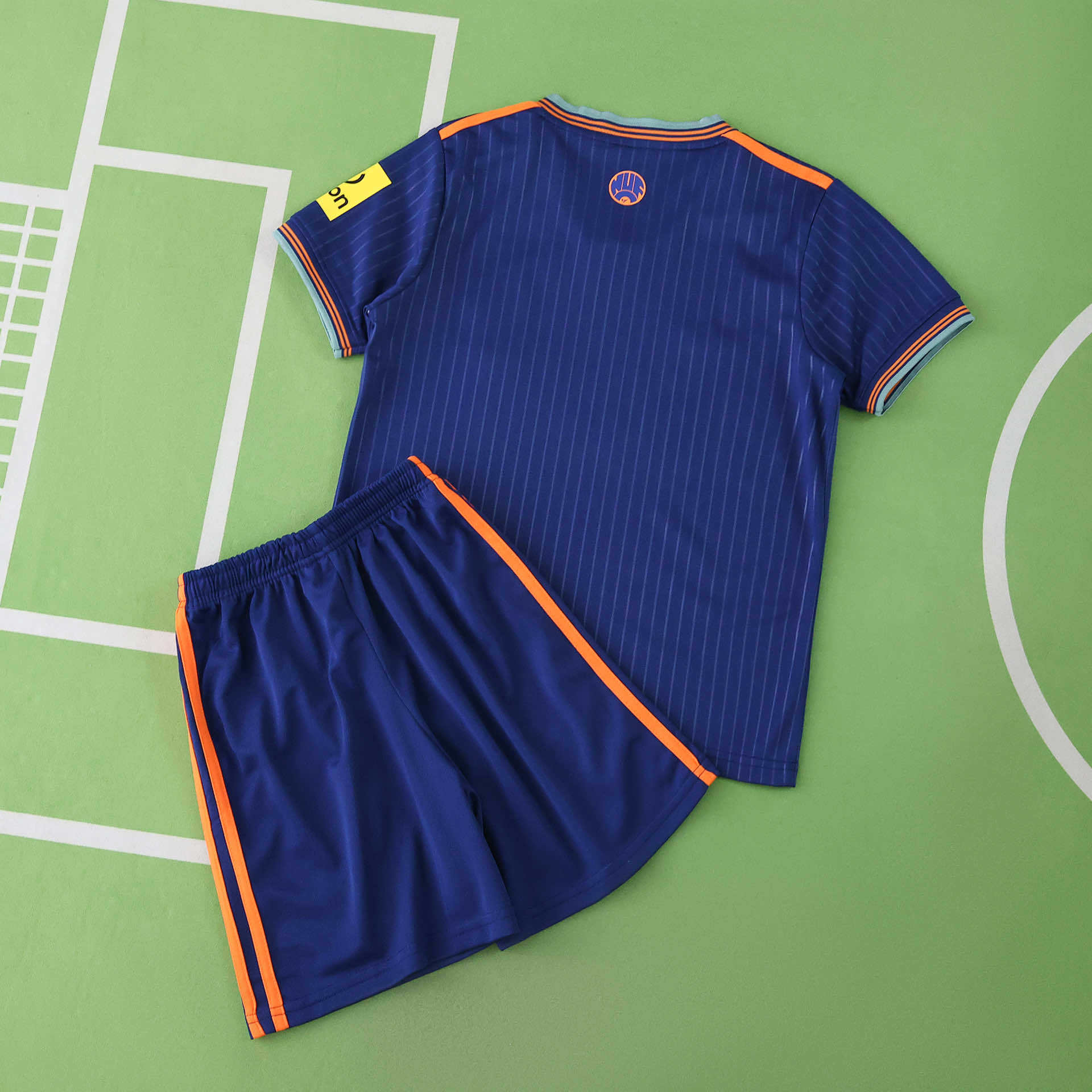 Newcastle United Third 25-26 Kids Kit (4)