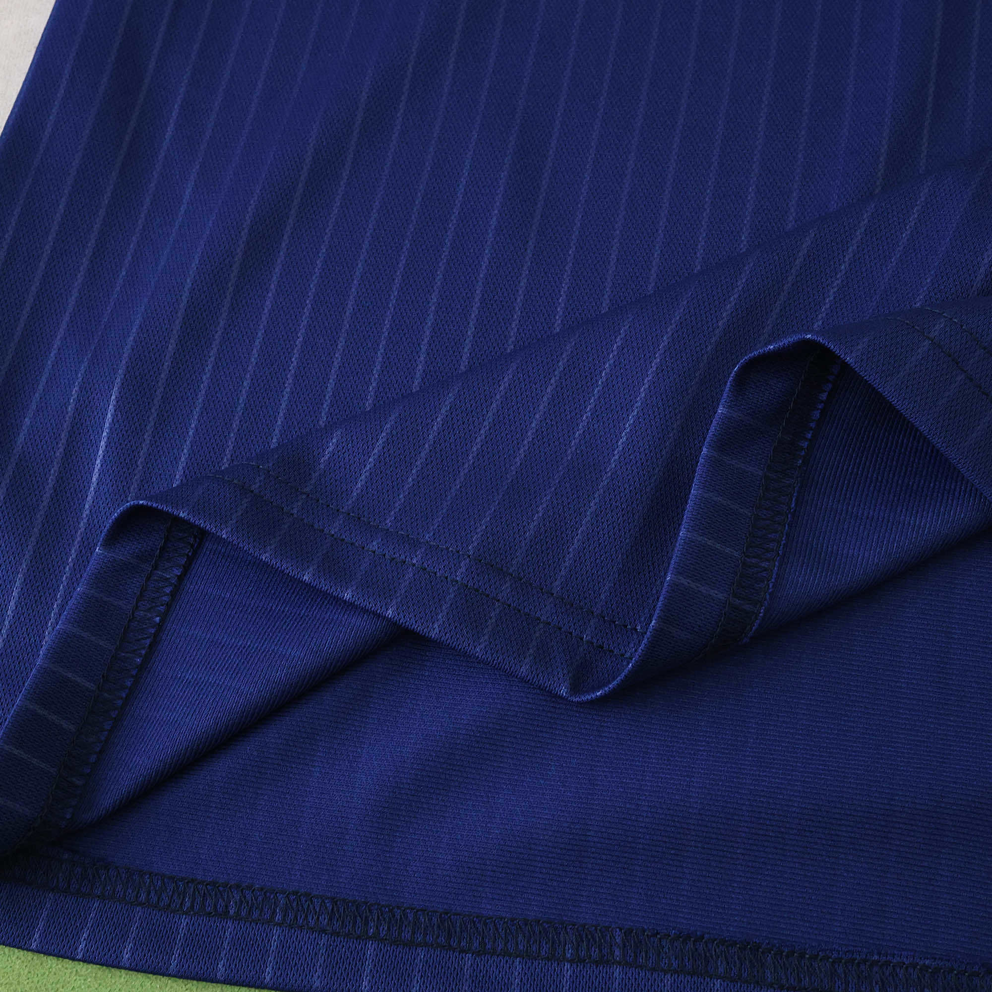 Newcastle United Third 25-26 Replica (5)