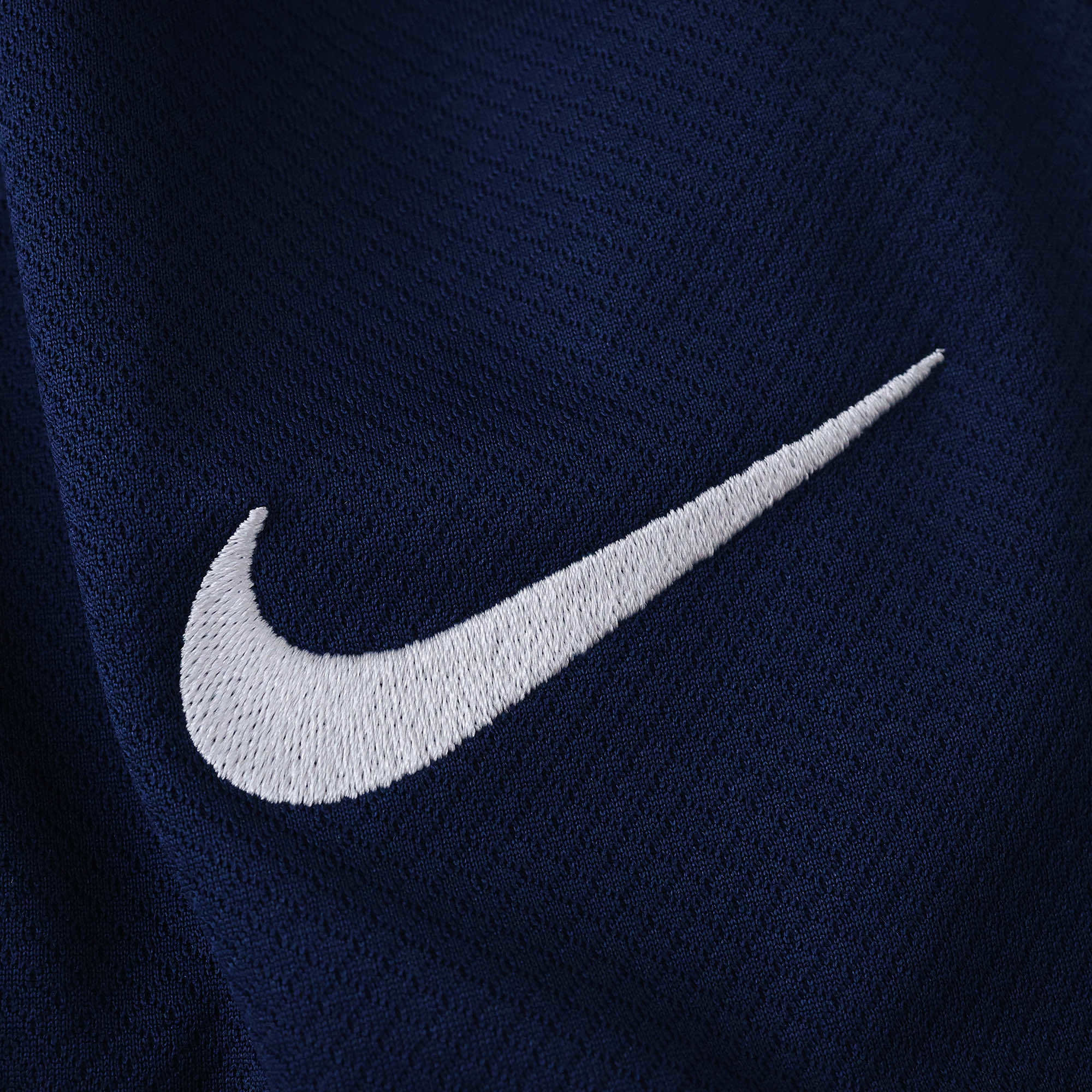 Tottenham Hotspur Home 25-26 Shorts (3)